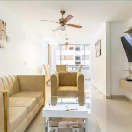 Laguito Neighborhood Marinares Apartment *